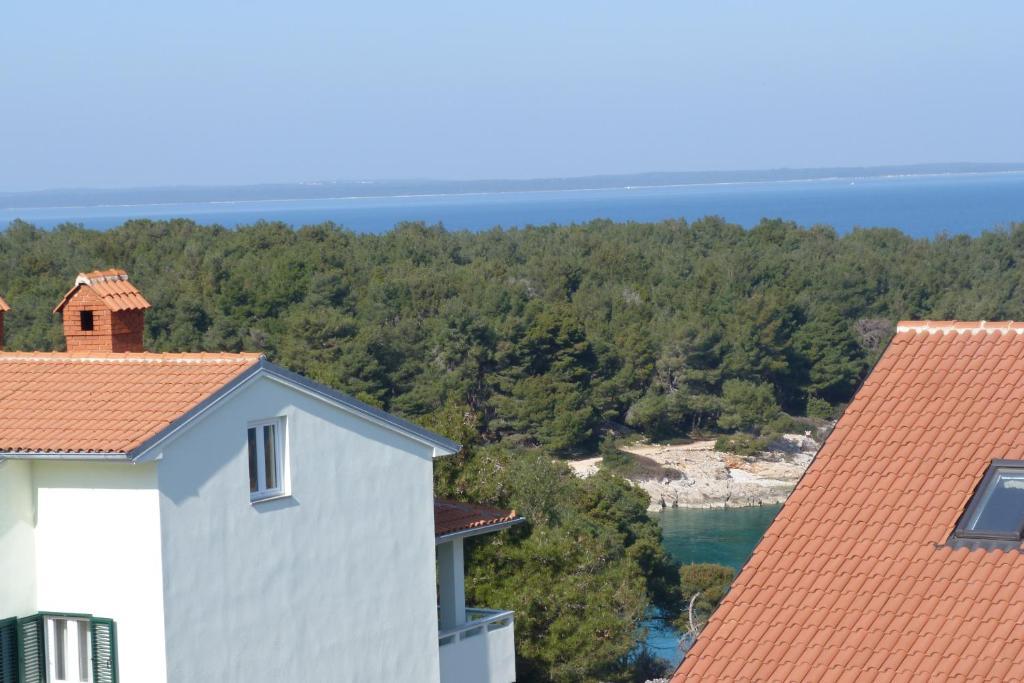 Apartments Katja Mali Losinj Exterior photo